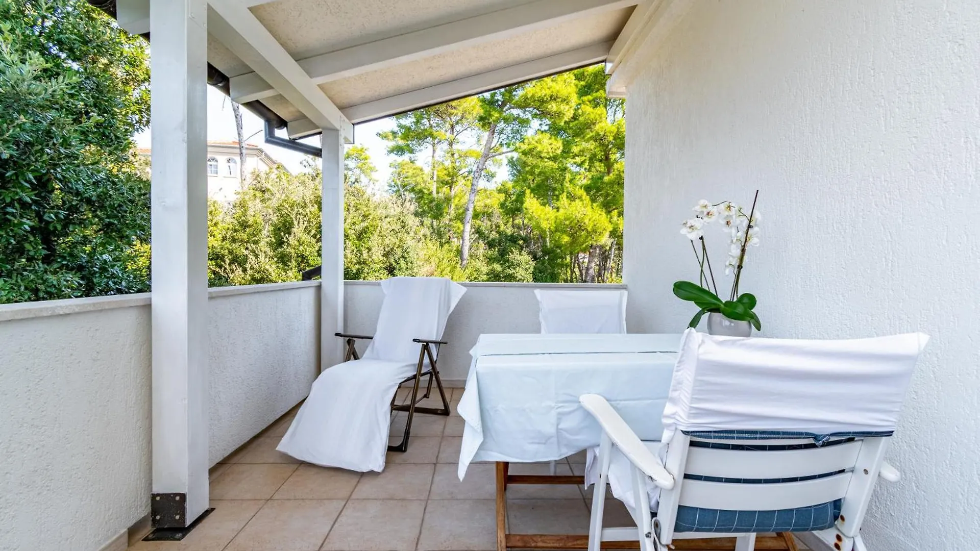 Apartments With A Parking Space Banjol, Rab - 5022 Croatia