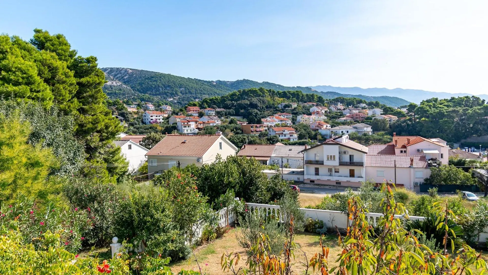 Apartments With A Parking Space Banjol, Rab - 5022 0*, Banjol Croatia